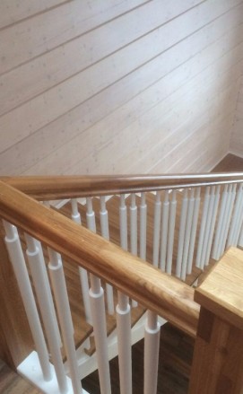 Купить классическую лестницу на второй этаж