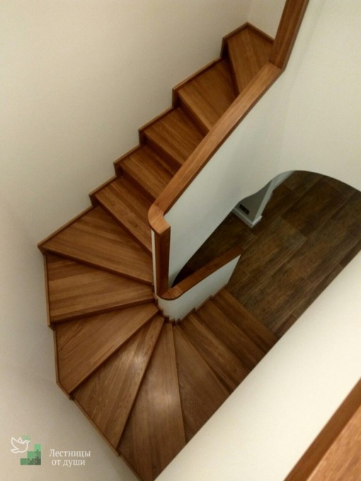 Отделка бетонной лестницы деревянными ступенями