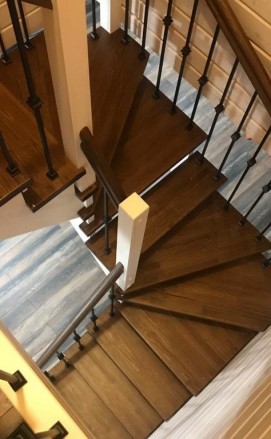 Металлическое ограждение лестницы