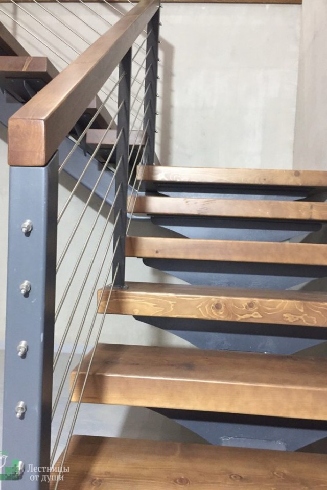 Лестница в стиле лофт